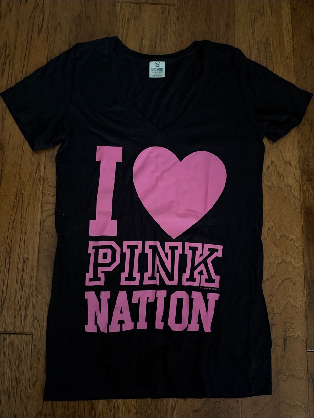 Victoria’s Secret PINK Nation Black V-Neck Tee M
